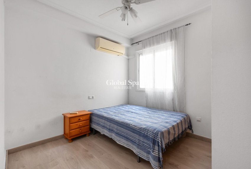 Resale - PENTHOUSE -
TORREVIEJA - Playa de los locos