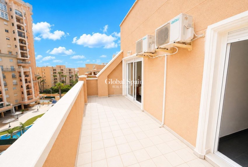 Resale - PENTHOUSE -
TORREVIEJA - Playa de los locos