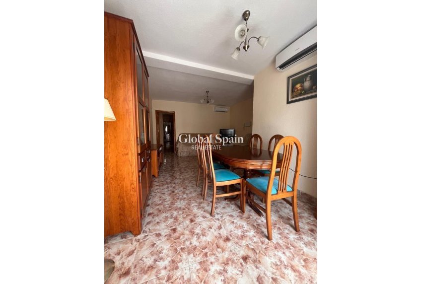 Resale - Penthouse -
TORREVIEJA - Playa del Cura