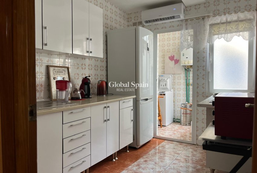 Resale - Penthouse -
TORREVIEJA - Playa del Cura