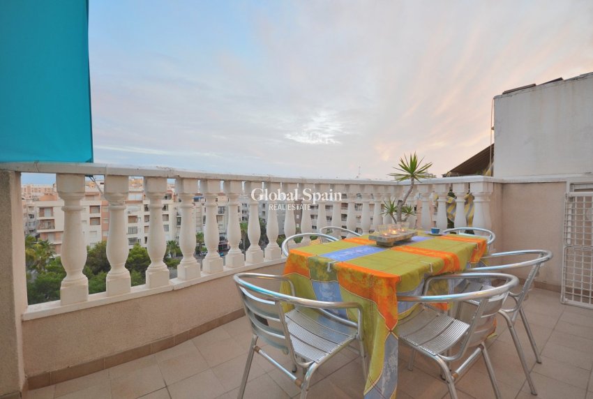 Resale - PENTHOUSE -
TORREVIEJA - Playa del Cura
