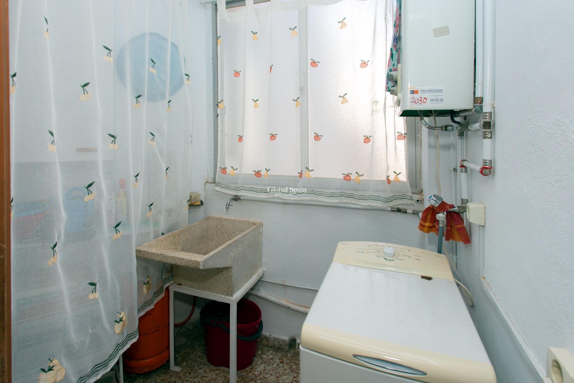 Resale - PENTHOUSE -
TORREVIEJA - Playa del Cura