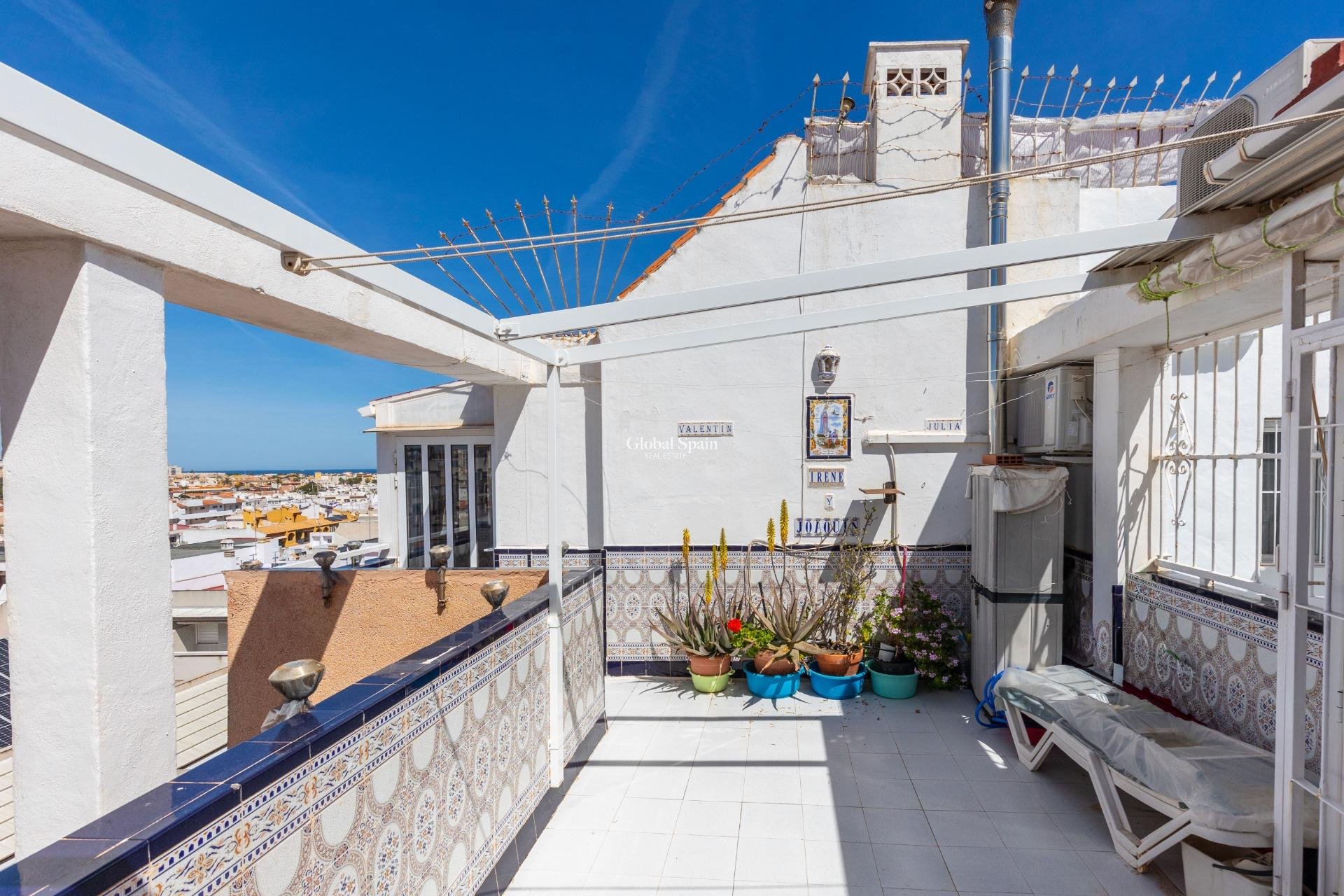 Resale - PENTHOUSE -
TORREVIEJA - Playa del cura