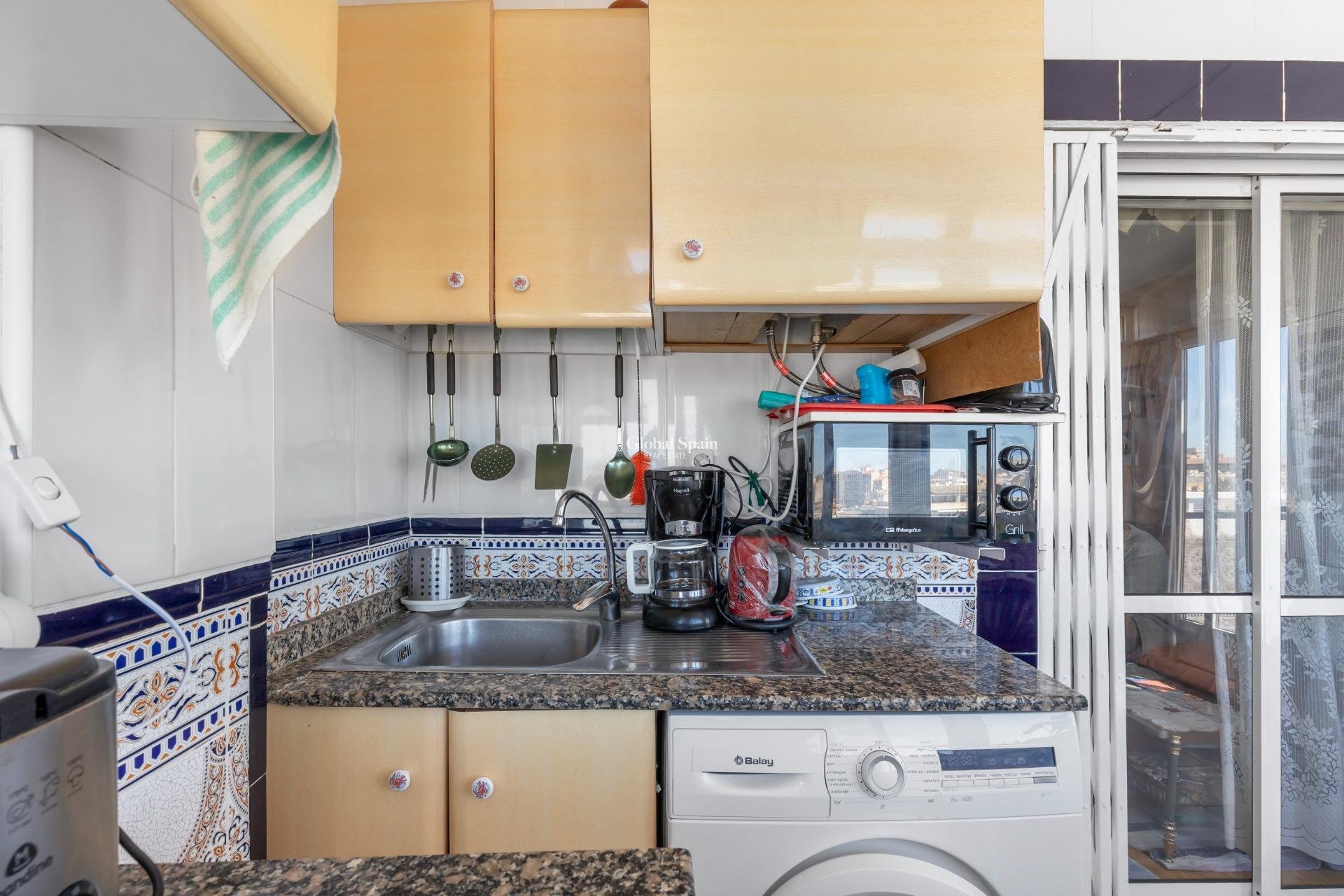 Resale - PENTHOUSE -
TORREVIEJA - Playa del cura