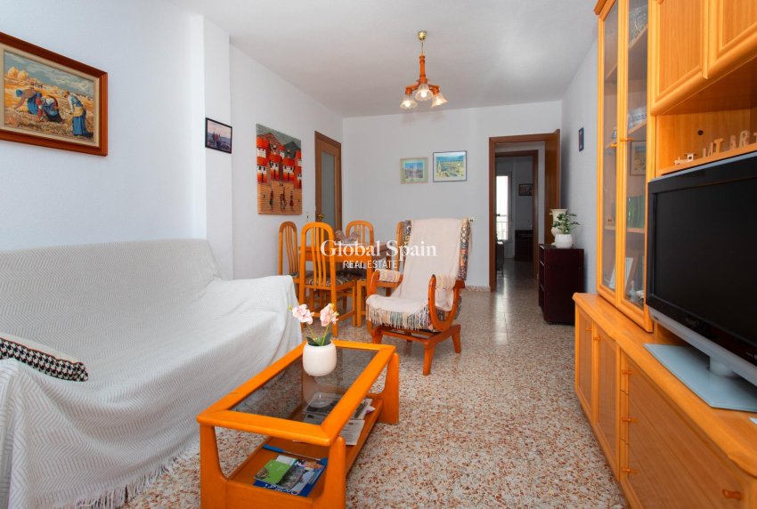 Resale - PENTHOUSE -
TORREVIEJA - Playa del Cura
