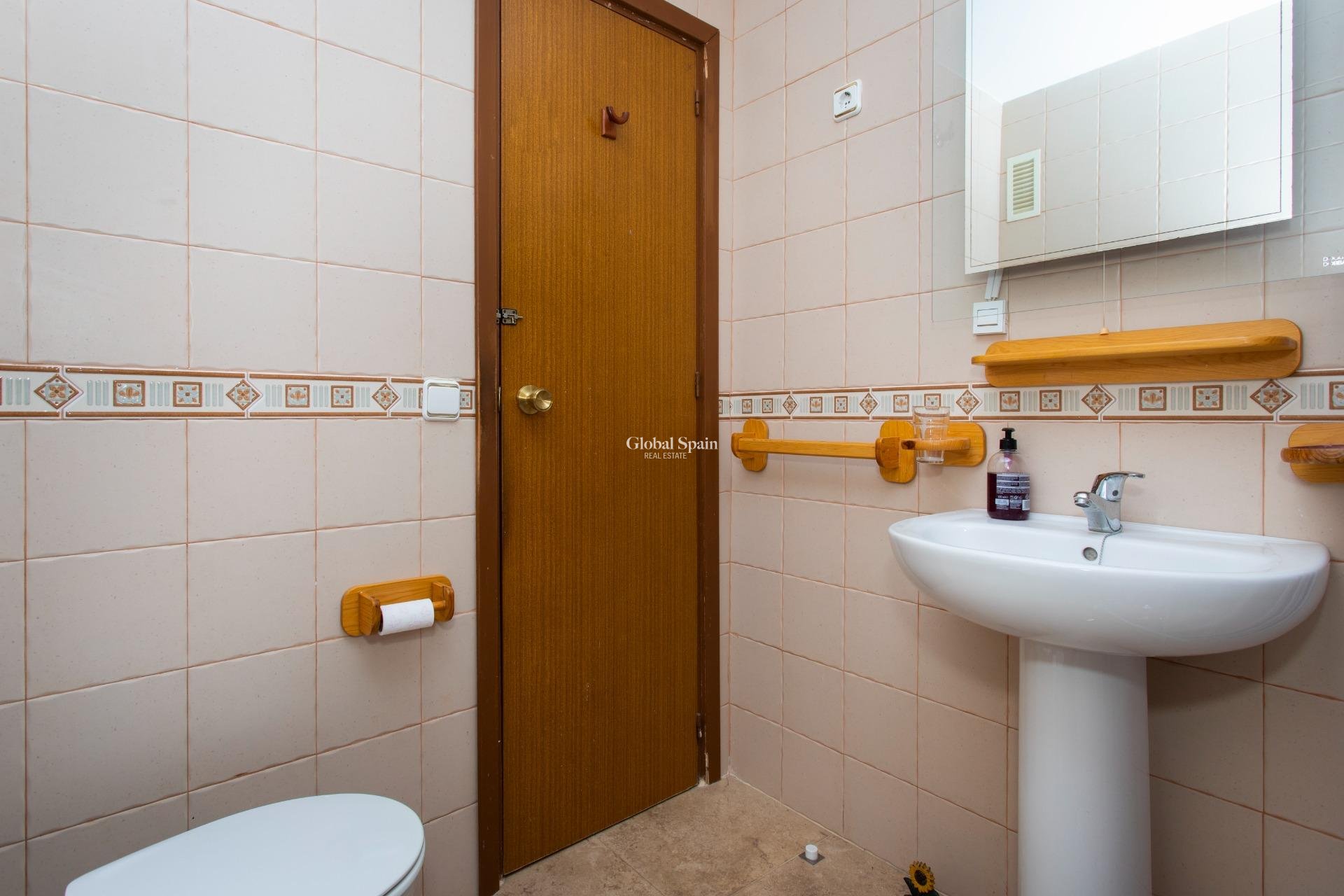 Resale - PENTHOUSE -
TORREVIEJA - Playa del Cura