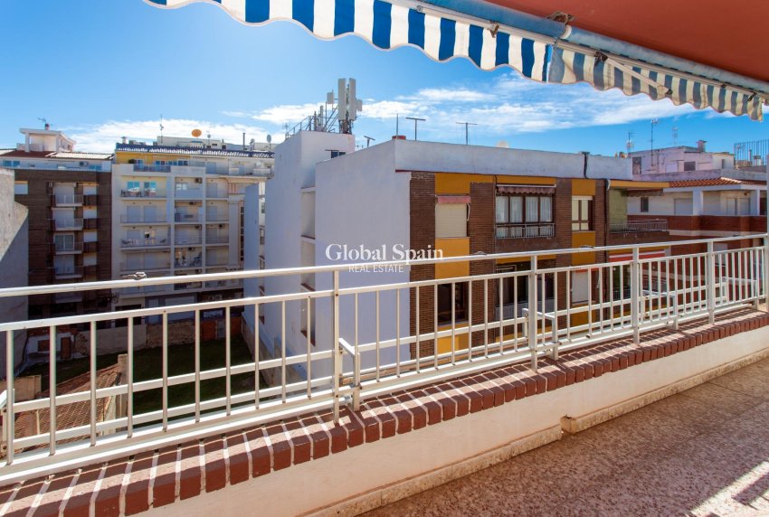 Resale - PENTHOUSE -
TORREVIEJA - Playa del Cura