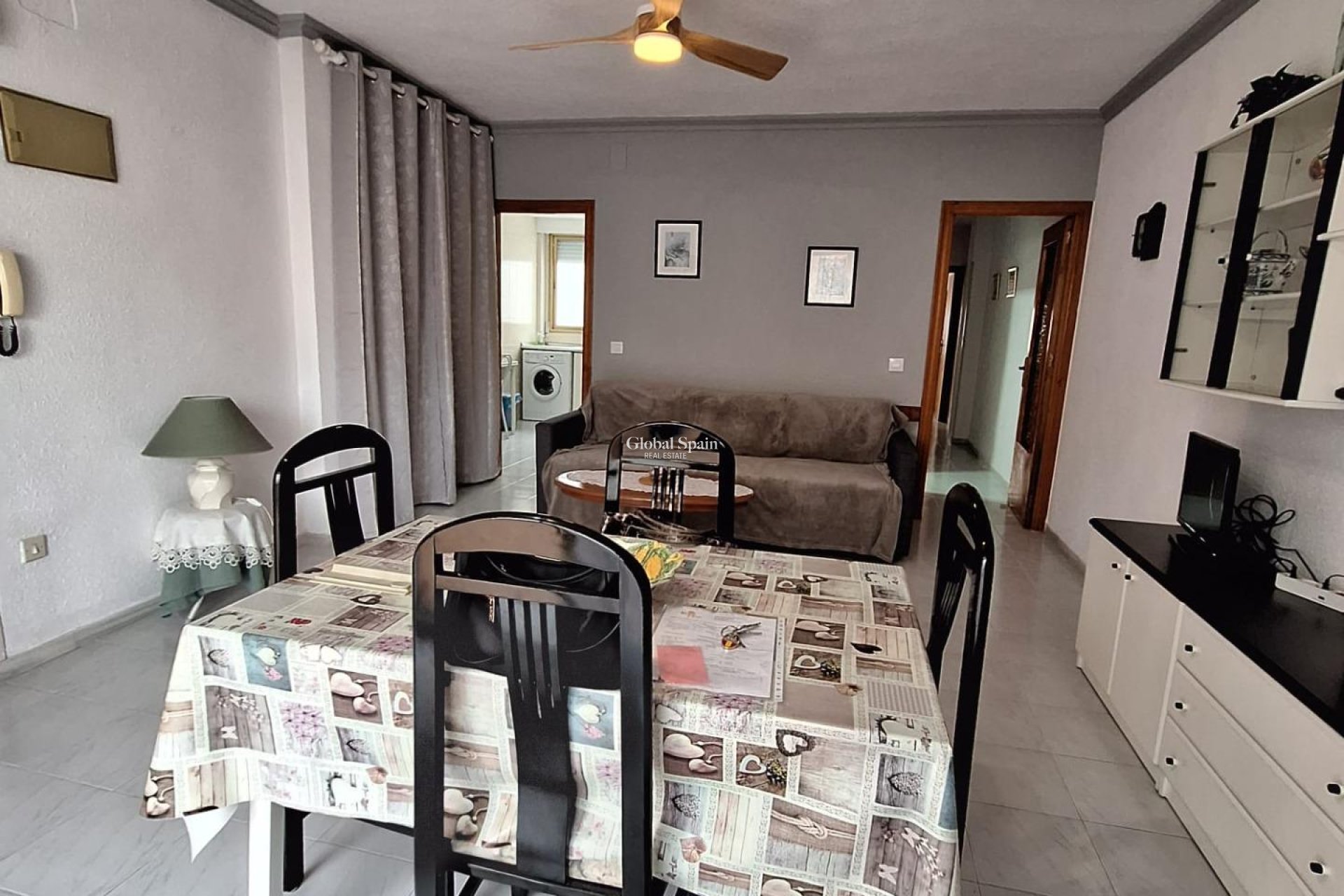 Resale - PENTHOUSE -
TORREVIEJA - Playa del Cura