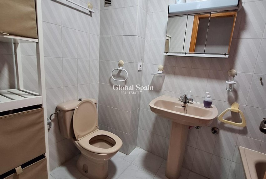 Resale - PENTHOUSE -
TORREVIEJA - Playa del Cura