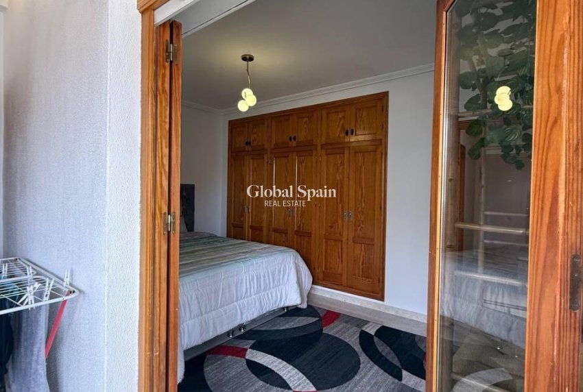 Resale - PENTHOUSE -
TORREVIEJA - Playa del Cura