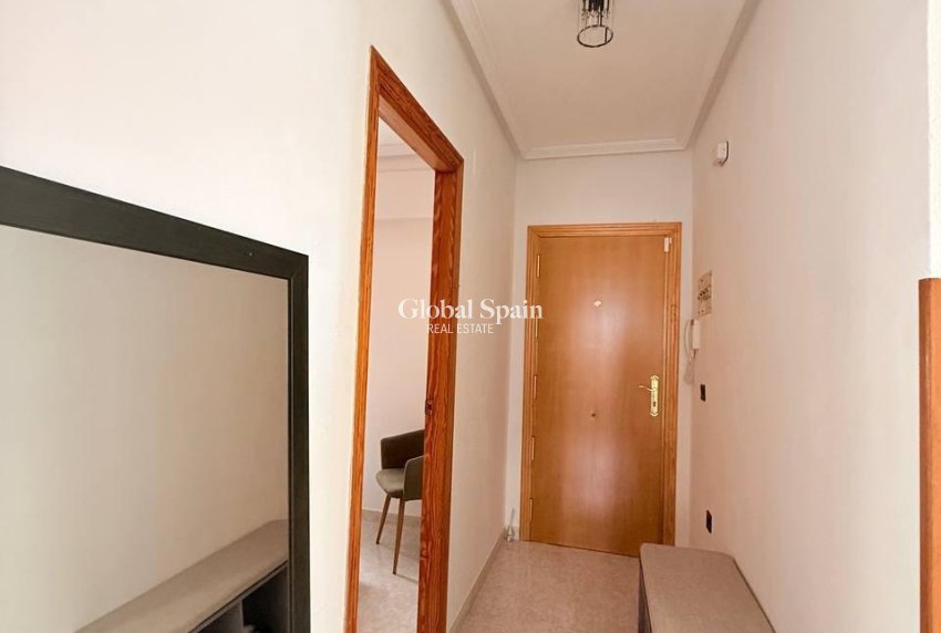 Resale - PENTHOUSE -
TORREVIEJA - Playa del Cura