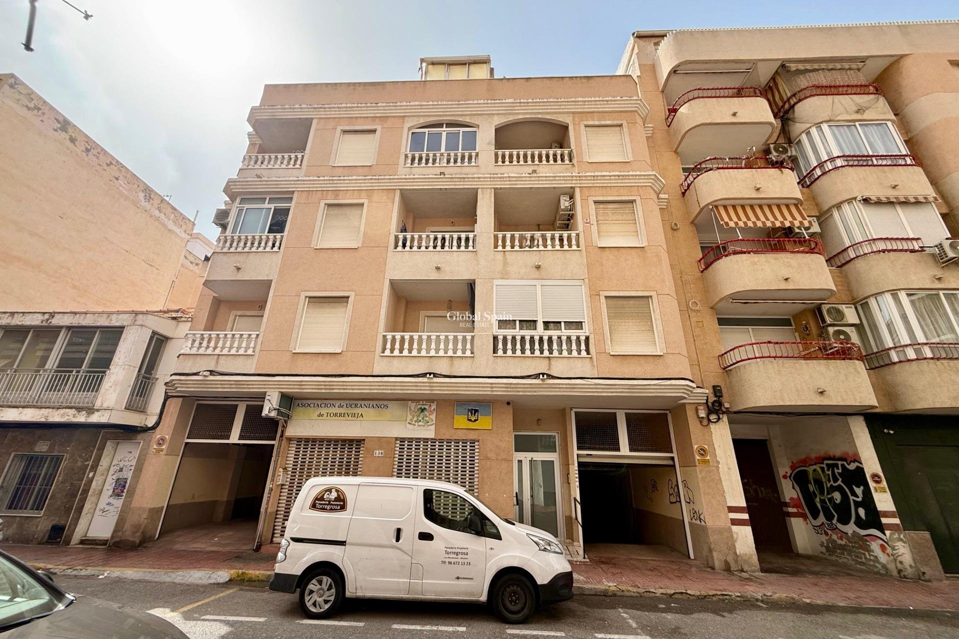 Resale - PENTHOUSE -
TORREVIEJA - Playa del Cura