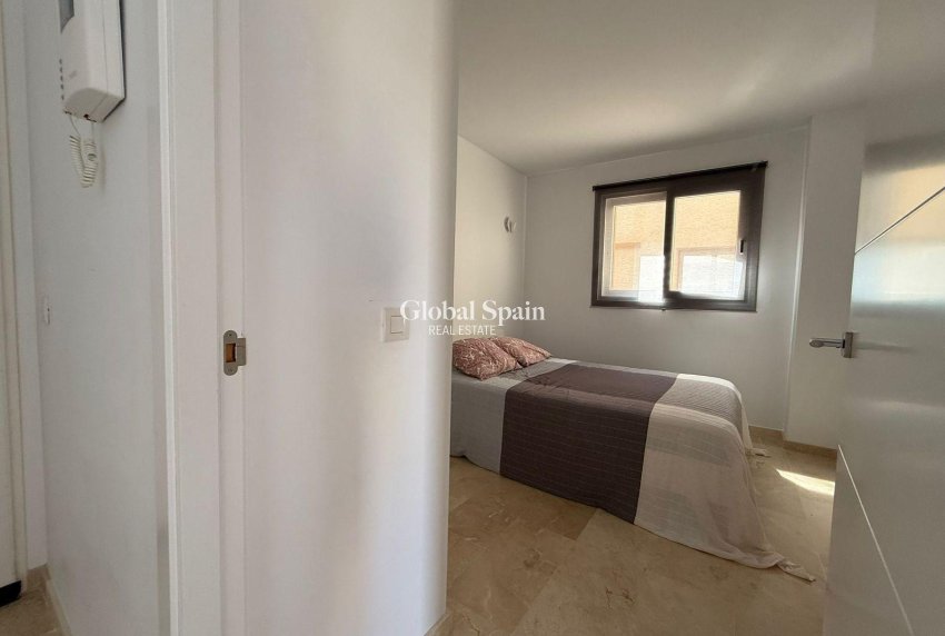 Resale - Penthouse -
TORREVIEJA - Punta Prima
