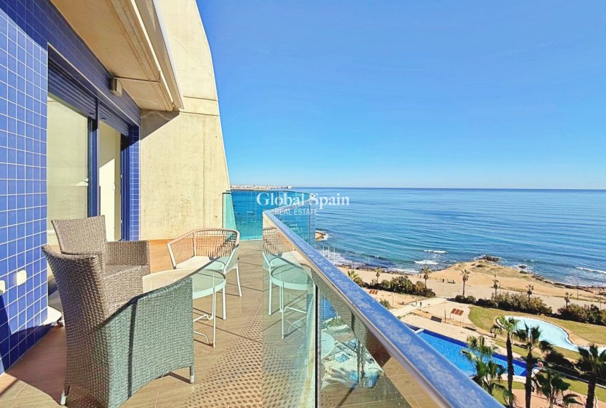 Resale - Penthouse -
TORREVIEJA - Punta Prima
