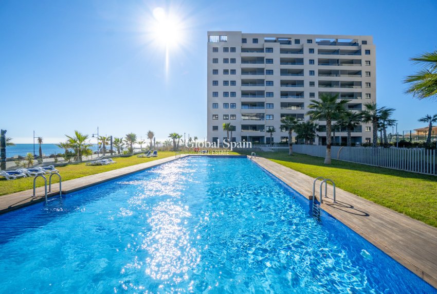 Resale - Penthouse -
TORREVIEJA - Punta Prima