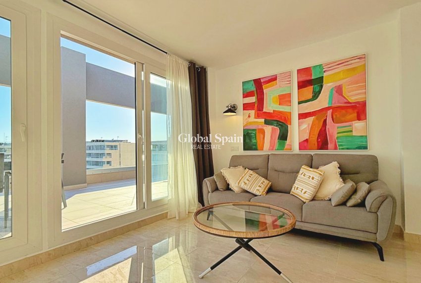Resale - Penthouse -
TORREVIEJA - Punta Prima