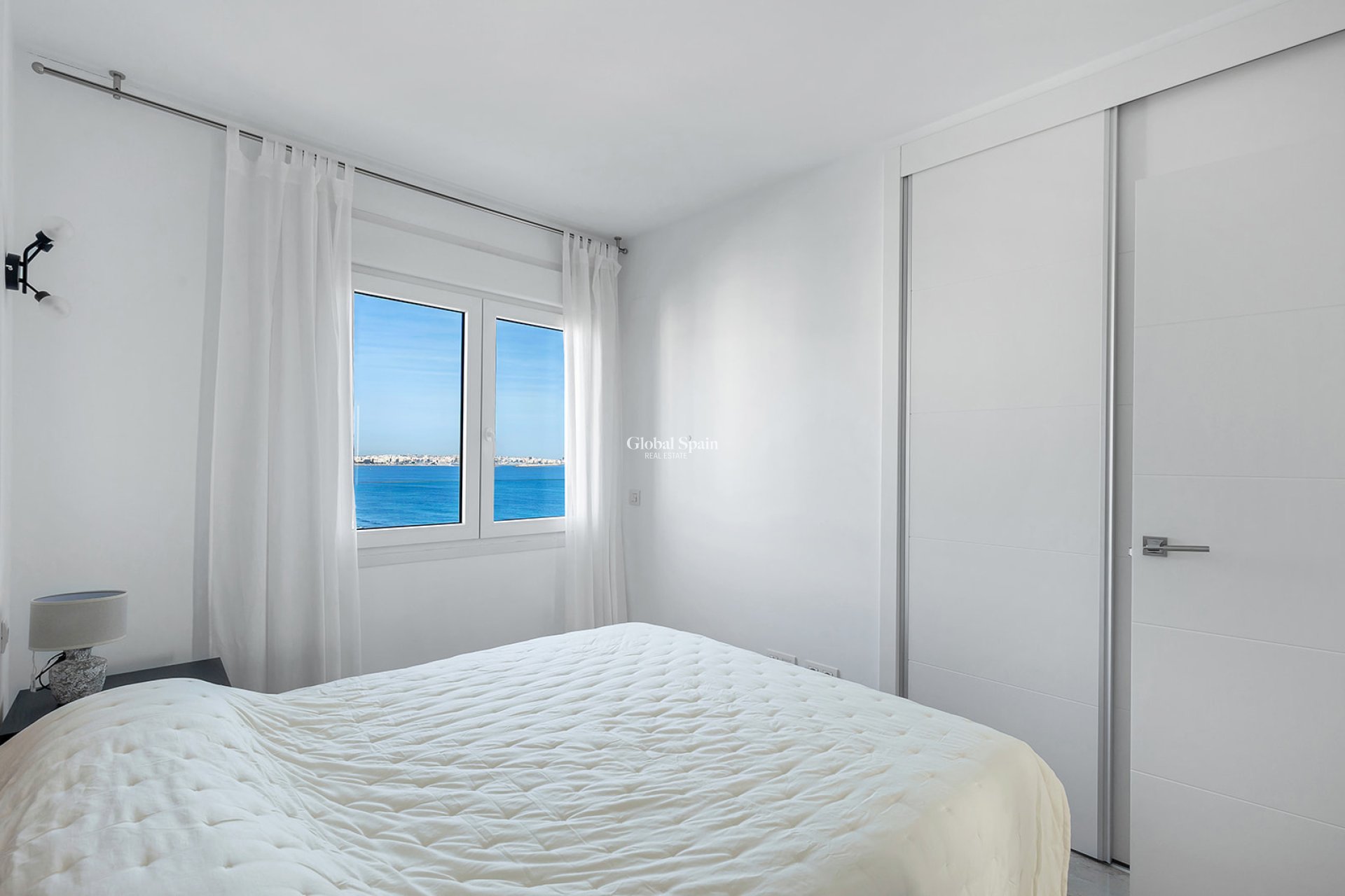 Resale - PENTHOUSE -
TORREVIEJA - Punta Prima