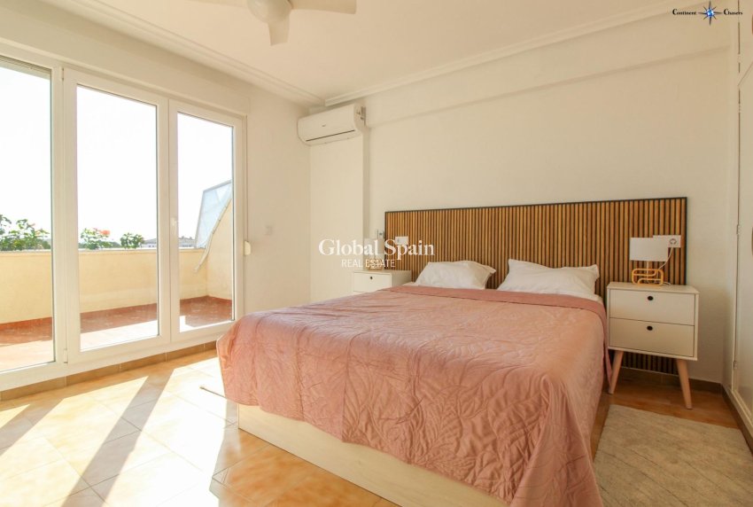 Resale - PENTHOUSE -
TORREVIEJA - Punta Prima