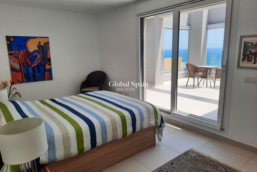 Resale - PENTHOUSE -
TORREVIEJA - Punta Prima