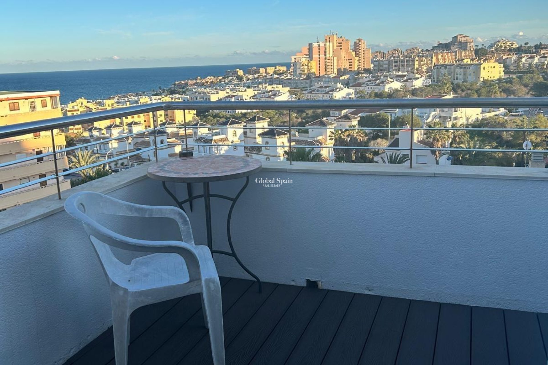 Resale - PENTHOUSE -
TORREVIEJA - Torreblanca