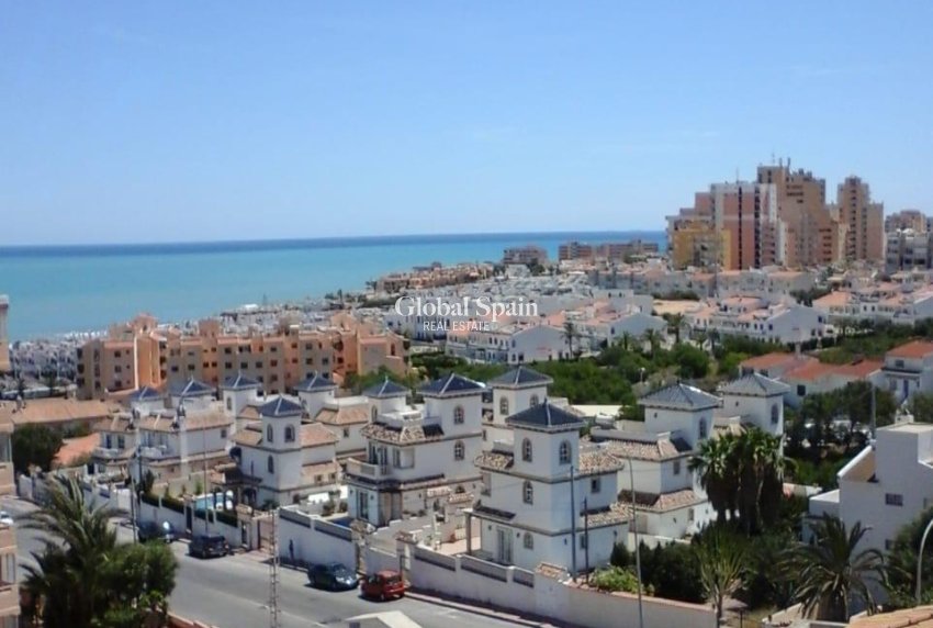 Resale - PENTHOUSE -
TORREVIEJA - Torreblanca