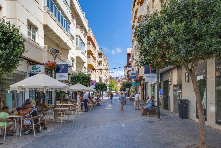 Resale - PENTHOUSE -
TORREVIEJA - Torrevieja