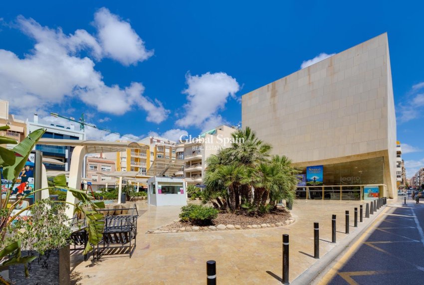 Resale - PENTHOUSE -
TORREVIEJA - Torrevieja