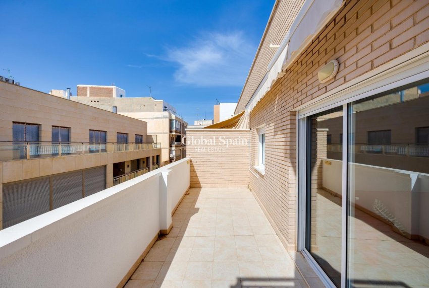 Resale - PENTHOUSE -
TORREVIEJA - Torrevieja
