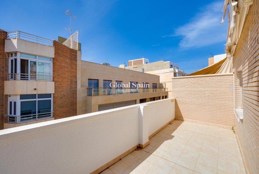 Resale - PENTHOUSE -
TORREVIEJA - Torrevieja