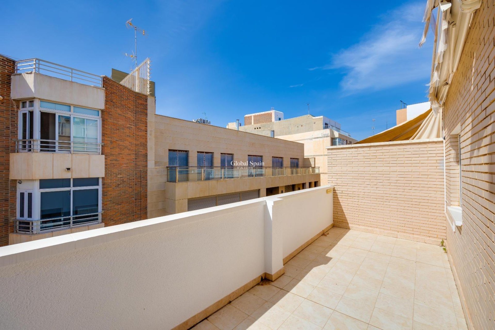 Resale - PENTHOUSE -
TORREVIEJA - Torrevieja