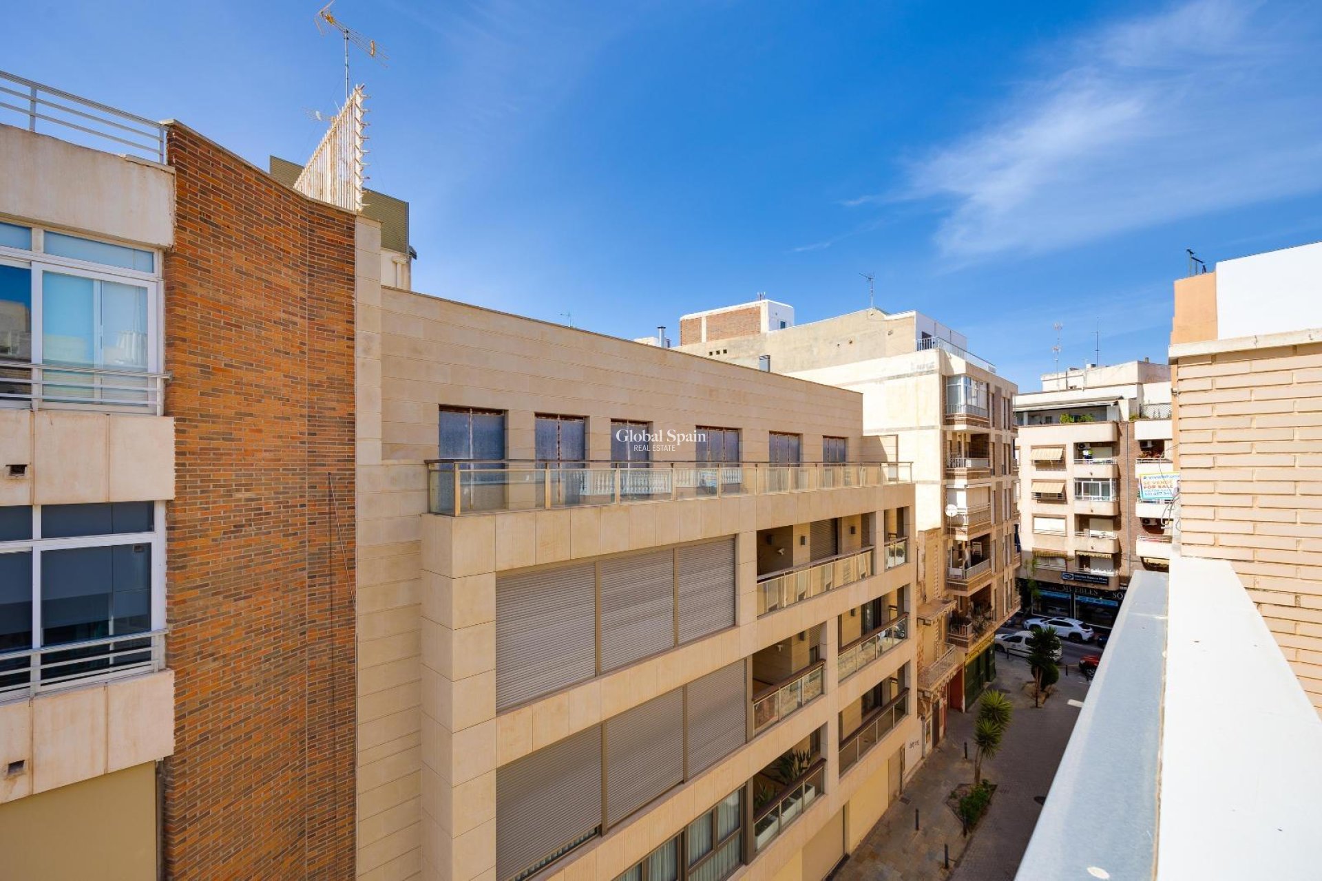Resale - PENTHOUSE -
TORREVIEJA - Torrevieja