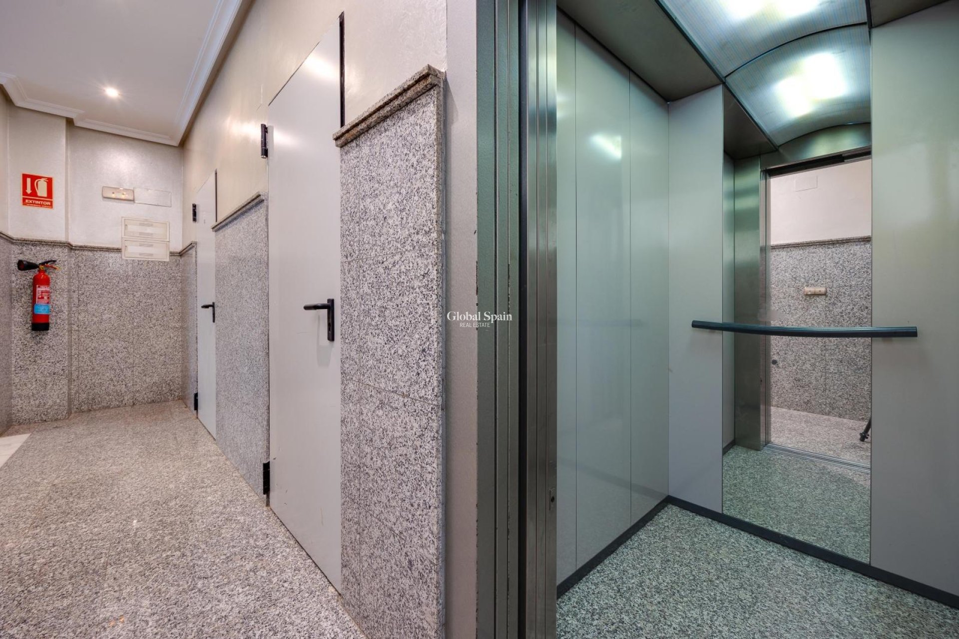 Resale - PENTHOUSE -
TORREVIEJA - Torrevieja
