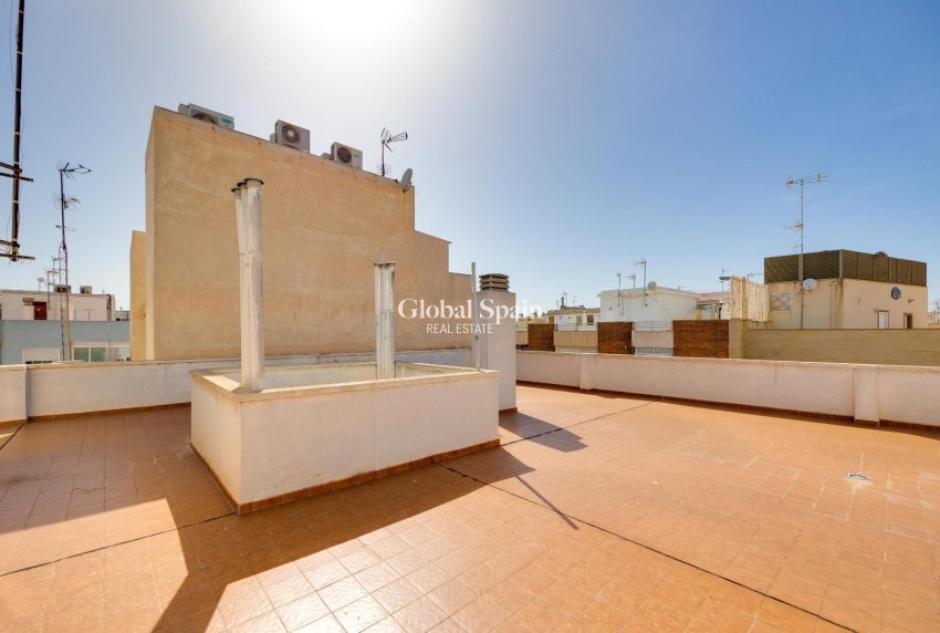 Resale - PENTHOUSE -
TORREVIEJA - Torrevieja