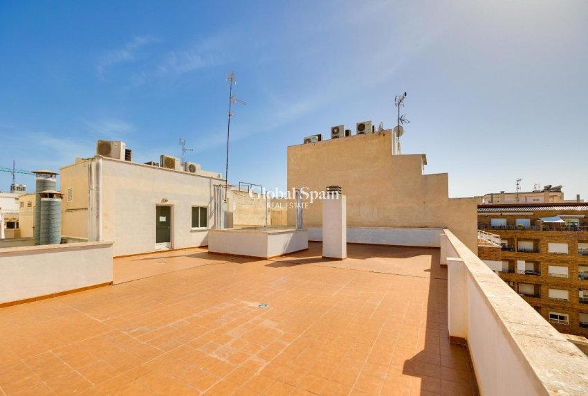 Resale - PENTHOUSE -
TORREVIEJA - Torrevieja
