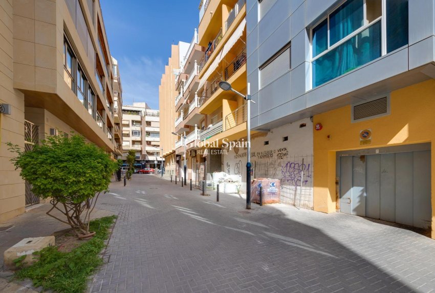 Resale - PENTHOUSE -
TORREVIEJA - Torrevieja