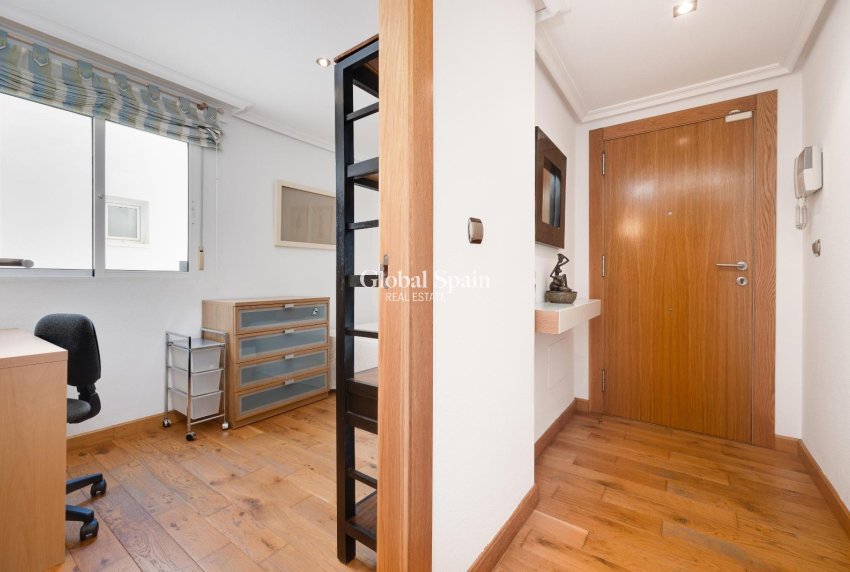 Resale - PENTHOUSE -
TORREVIEJA - Torrevieja