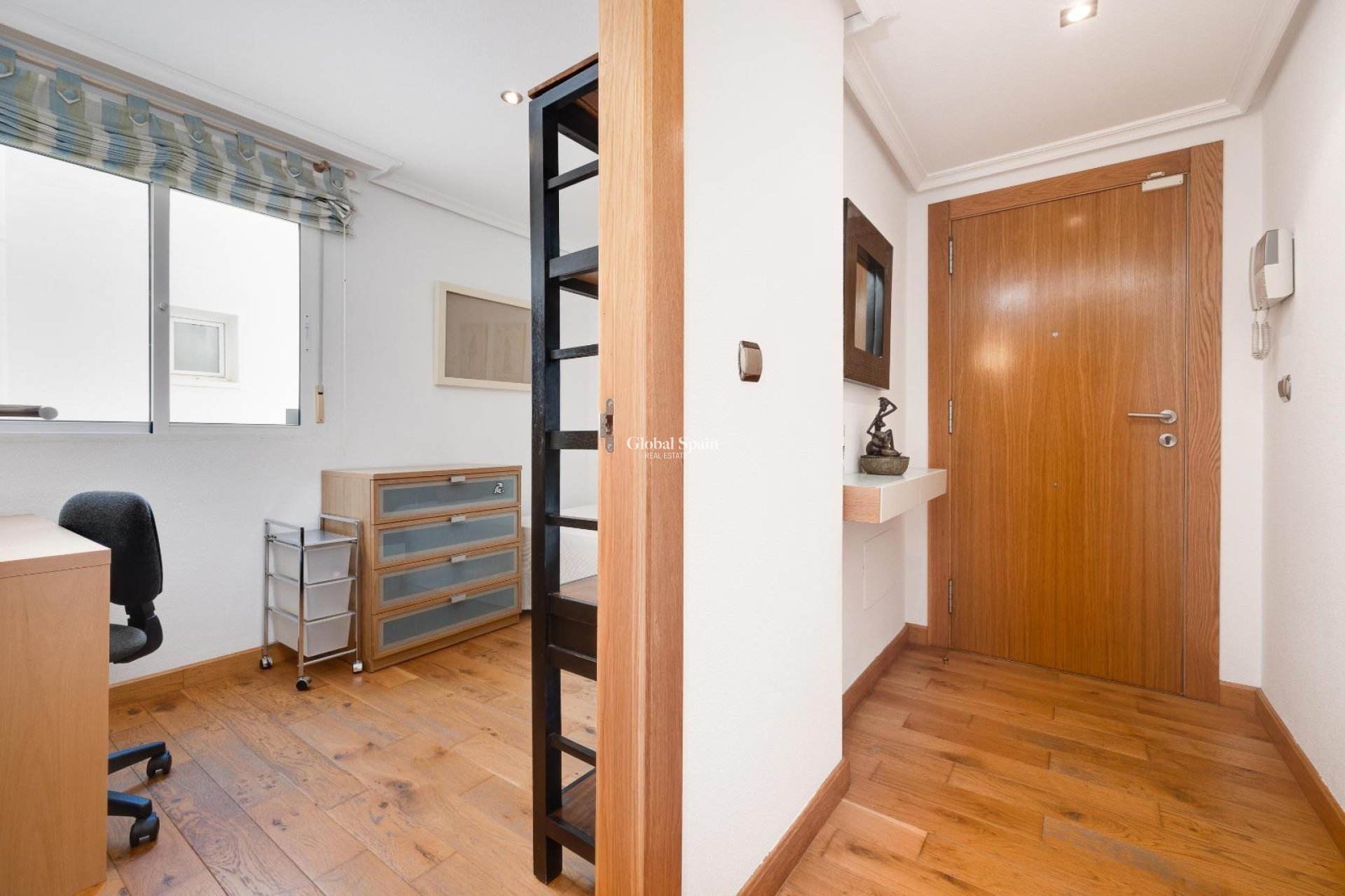 Resale - PENTHOUSE -
TORREVIEJA - Torrevieja