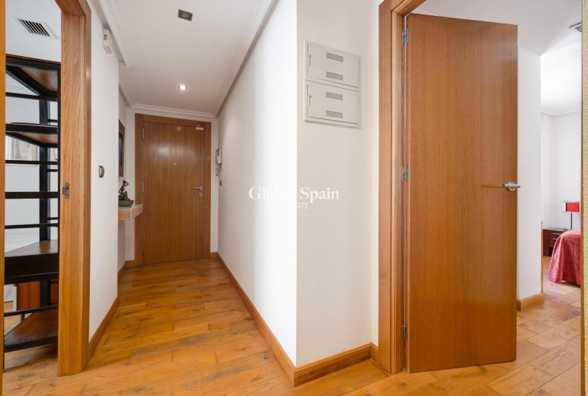 Resale - PENTHOUSE -
TORREVIEJA - Torrevieja