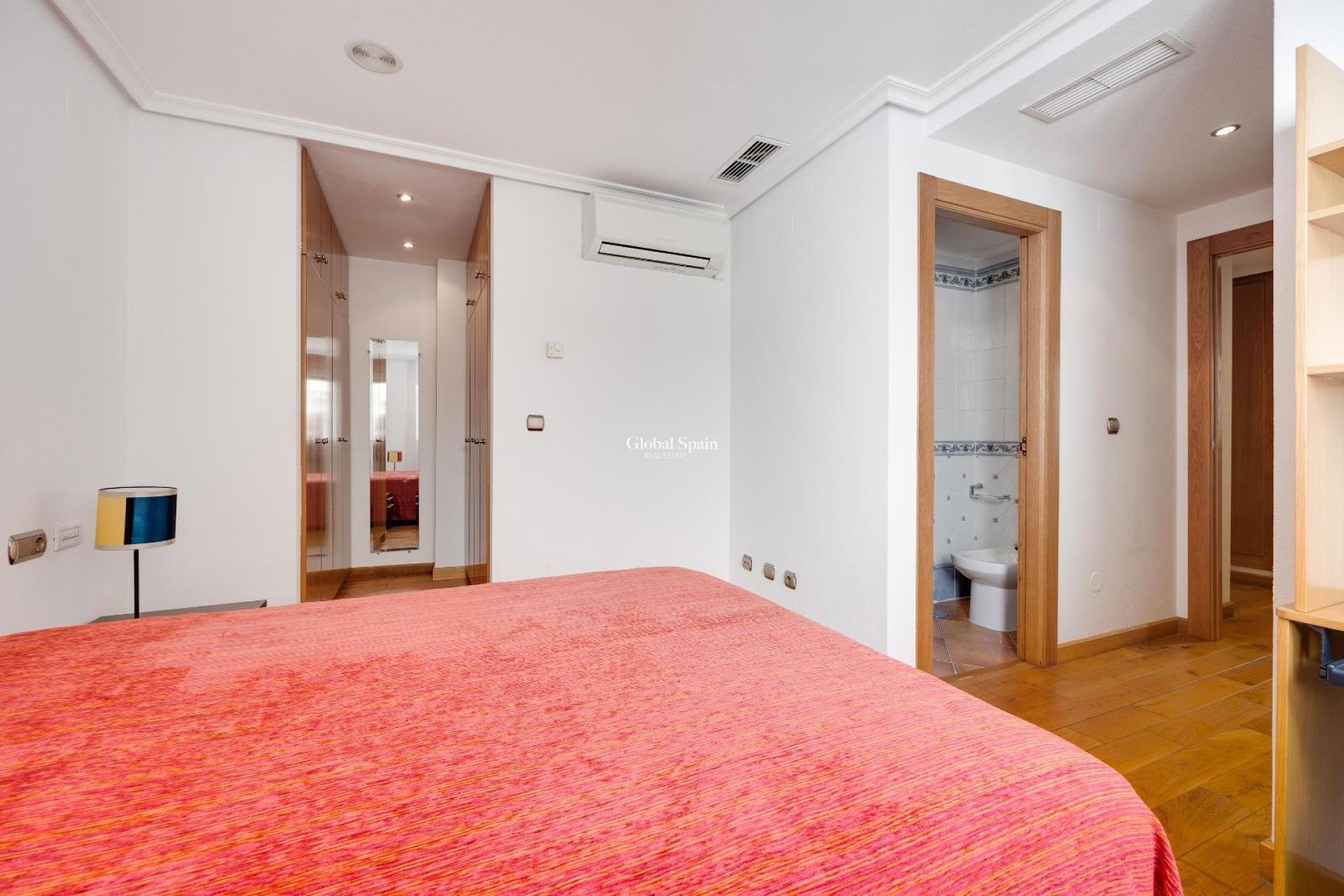Resale - PENTHOUSE -
TORREVIEJA - Torrevieja