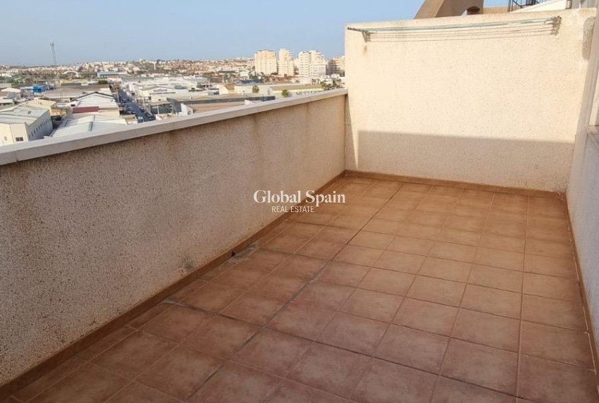 Resale - PENTHOUSE -
TORREVIEJA - Torrevieja