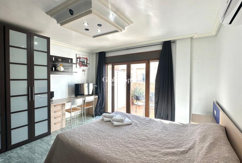 Resale - PENTHOUSE -
TORREVIEJA - Torrevieja