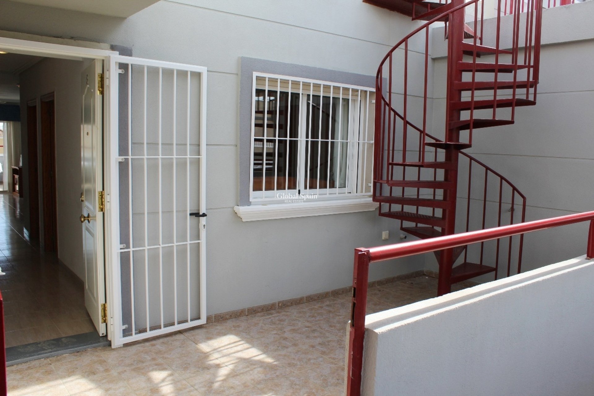 Resale - PENTHOUSE -
VILLAMARTÍN - Costa Blanca