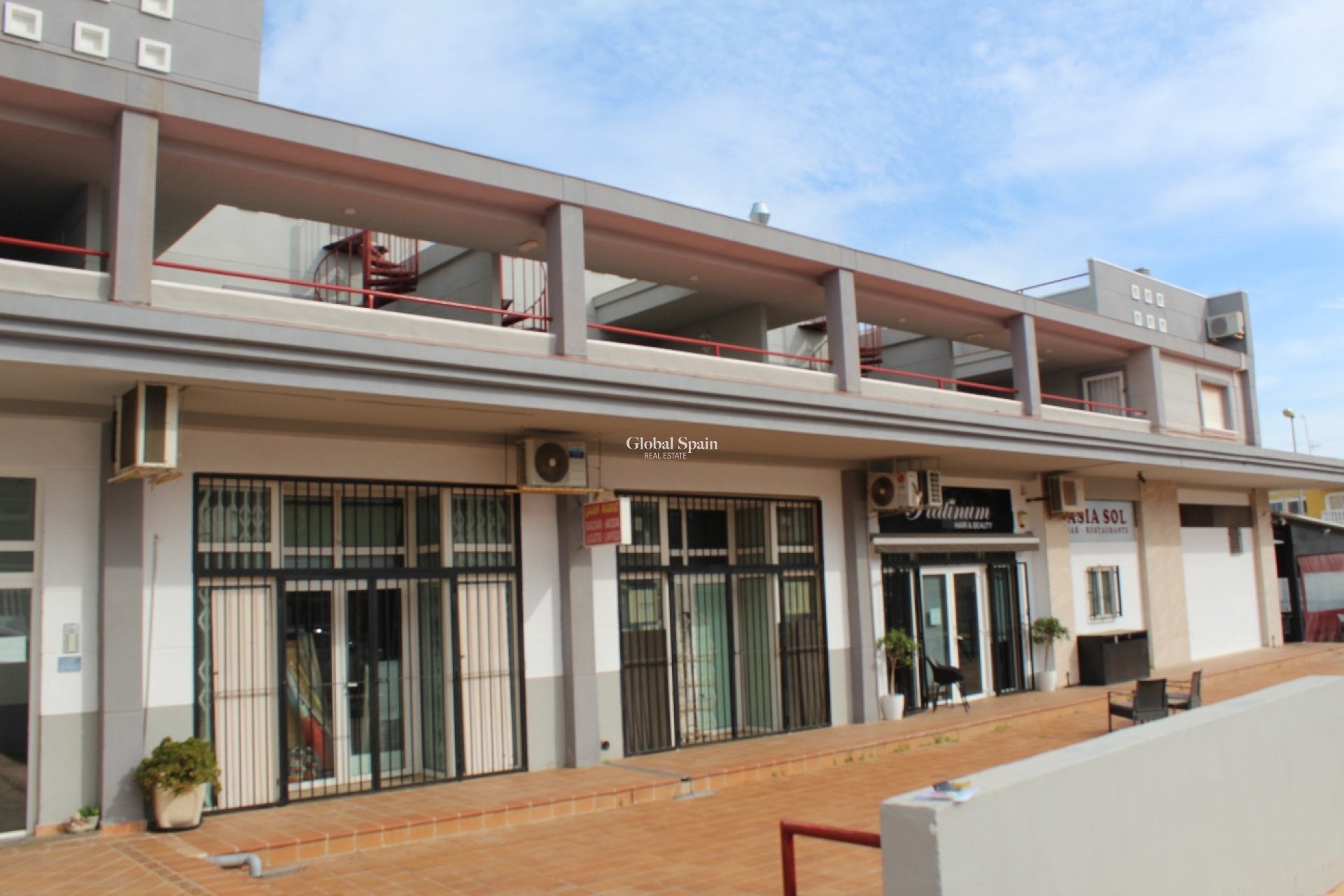 Resale - PENTHOUSE -
VILLAMARTÍN - Costa Blanca