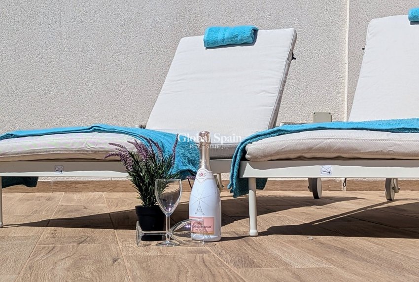 Resale - PENTHOUSE -
VILLAMARTÍN - Costa Blanca