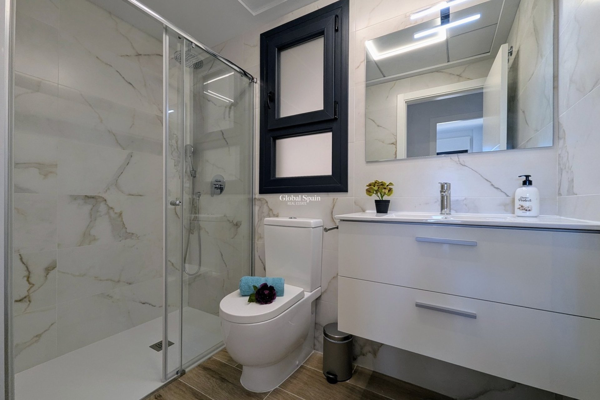 Resale - PENTHOUSE -
VILLAMARTÍN - Costa Blanca