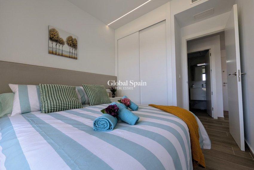 Resale - PENTHOUSE -
VILLAMARTÍN - Costa Blanca