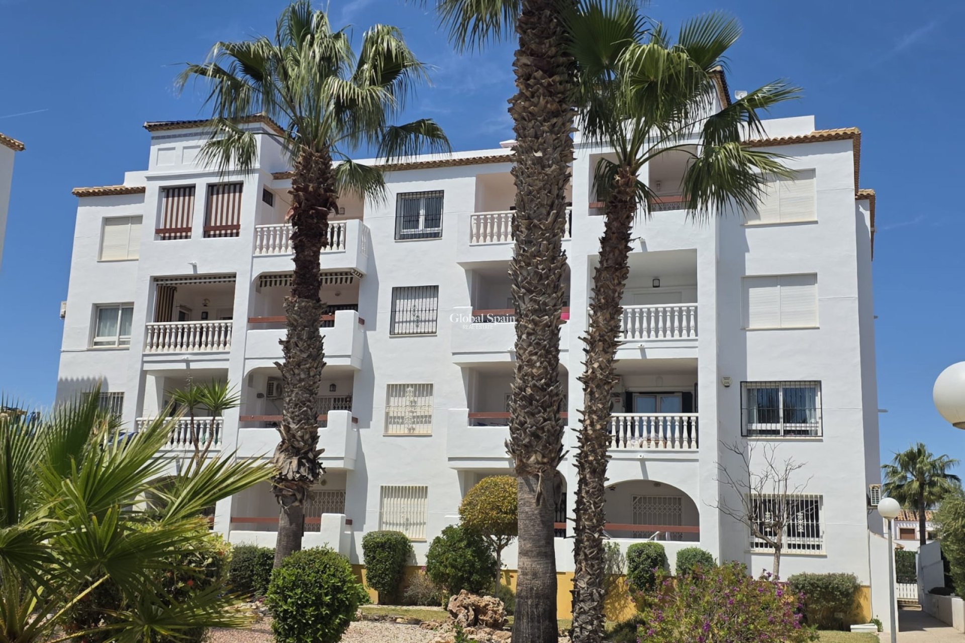 Resale - PENTHOUSE -
VILLAMARTÍN - Costa Blanca