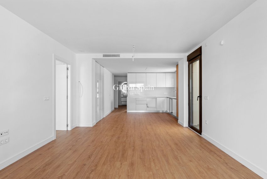 Resale - PENTHOUSE -
VILLAMARTÍN - Costa Blanca