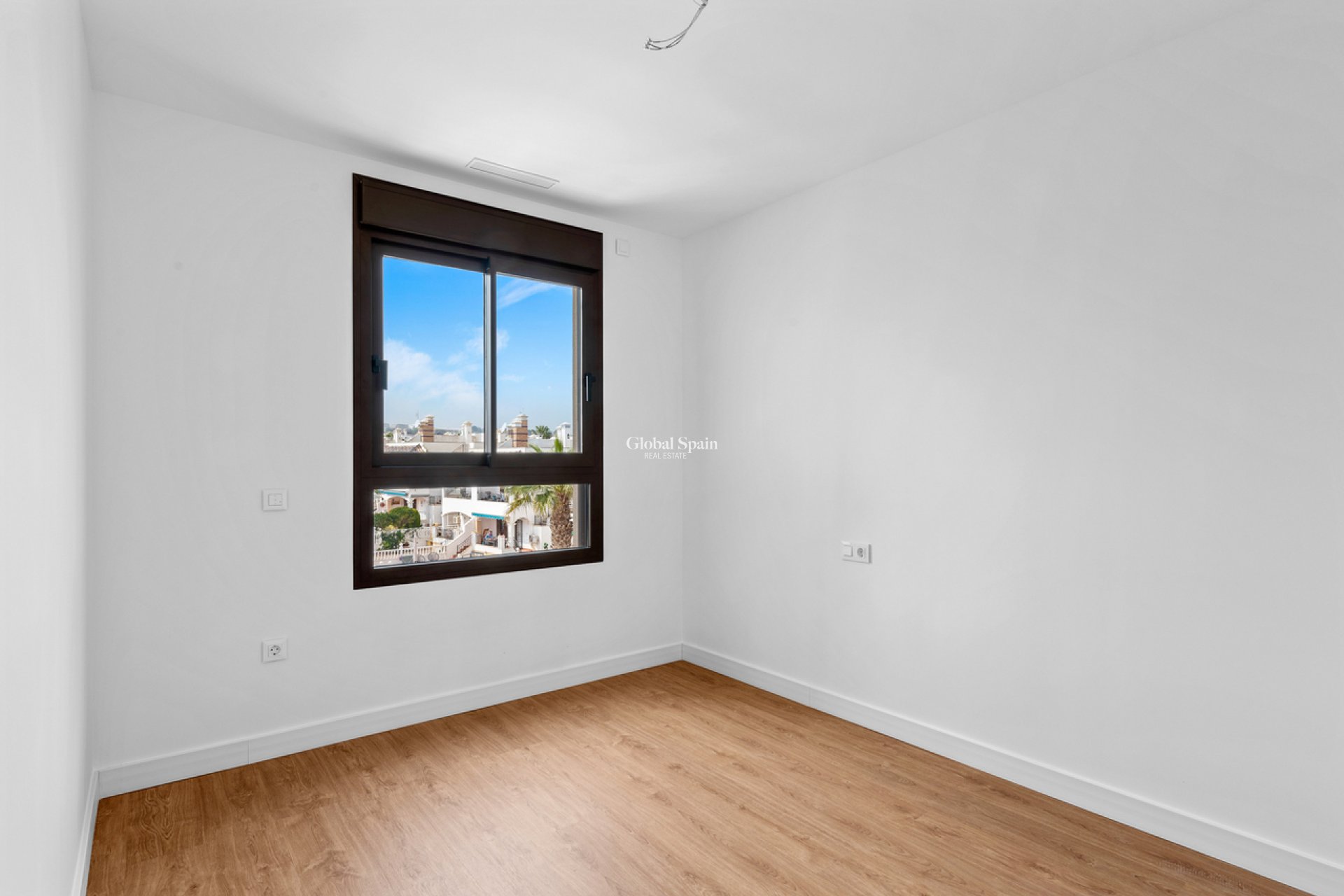 Resale - PENTHOUSE -
VILLAMARTÍN - Costa Blanca