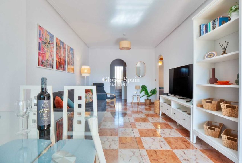 Resale - PENTHOUSE -
VILLAMARTÍN - Costa Blanca